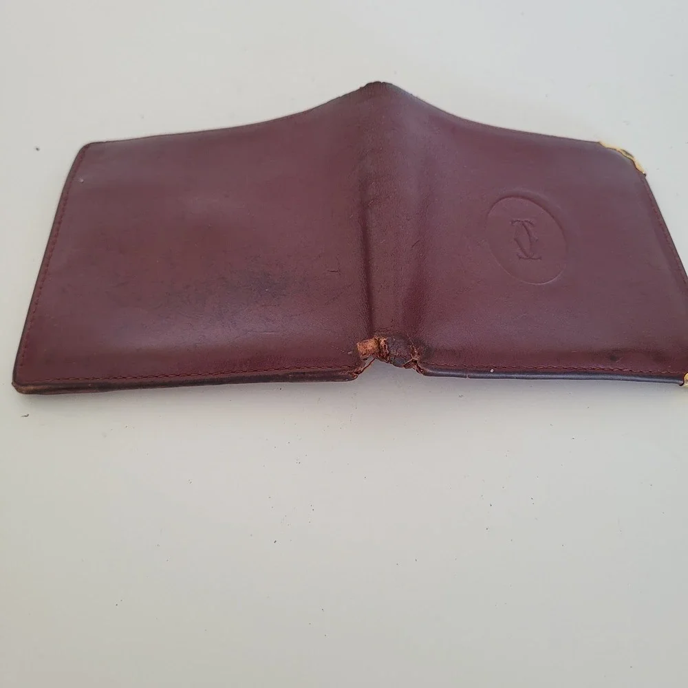 Cartier Burgundy Leather Bifold Wallet Must de Cartier Gold Corners Vintage